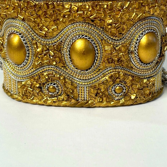 NWOT Rare Mary Frances, Silver and Gold Paper Mache Box Handbag - Picture 10 of 12